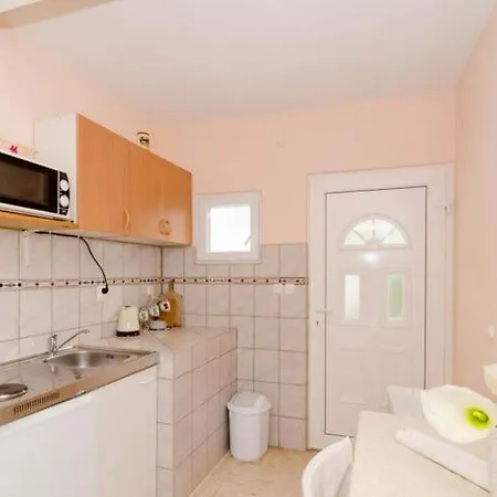 아파트 Nikol - Two Bedroom With Balcony And Sea View 7 *